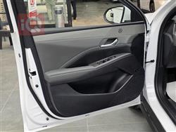 بی وای دی Qin Plus